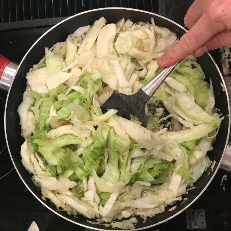 Keto Stir Fry Cabbage Recipe :: Southern Savers